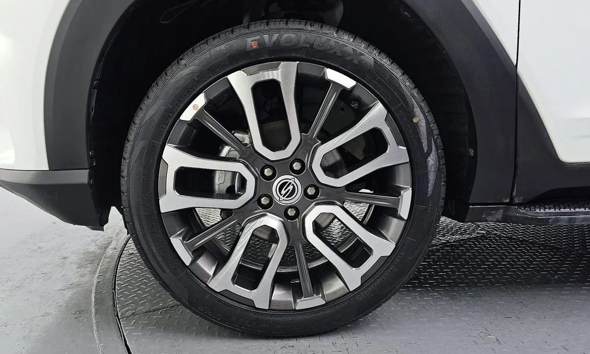 KG Mobility (Ssangyong) Torres — фото 7