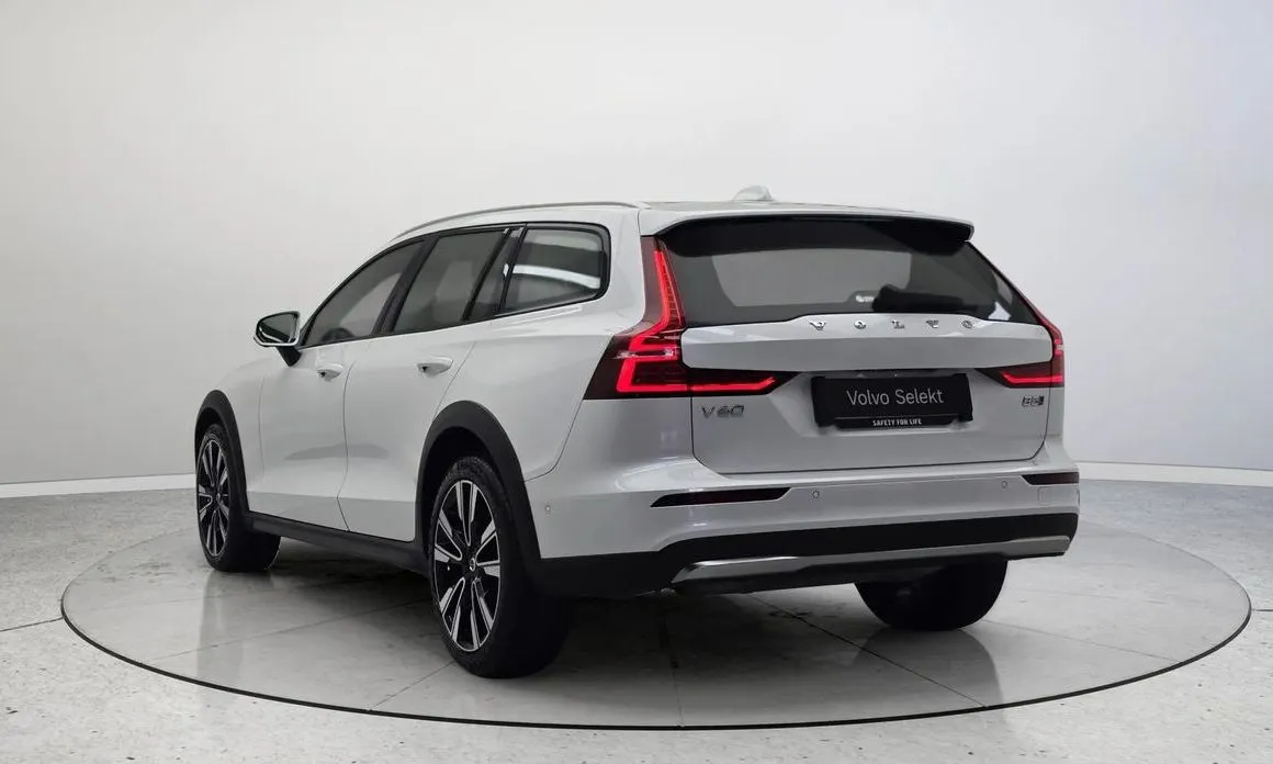 Volvo V60 — фото 2