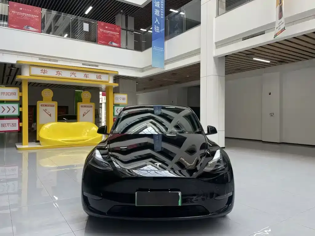 Tesla Model Y — фото 4