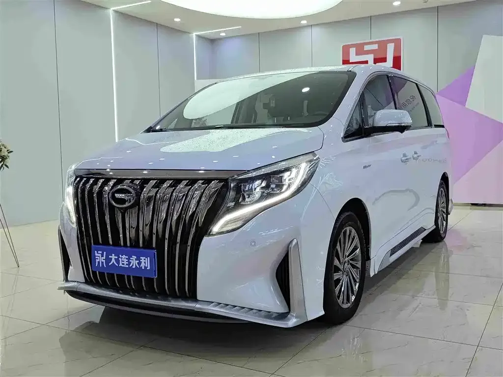 GAC Motor Trumpchi M8 — фото 1