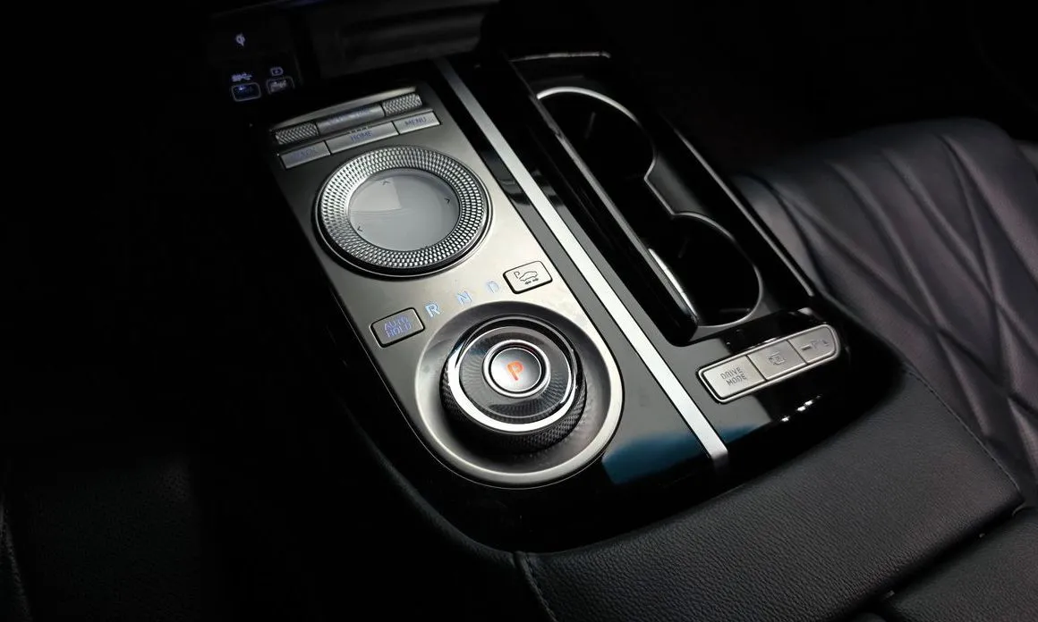 Genesis G80 — фото 2