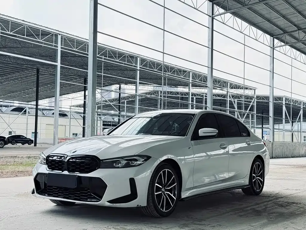 BMW 3 Series — фото 1