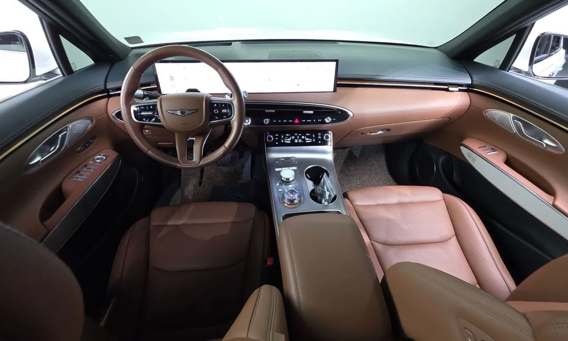 Genesis GV70 — фото 10