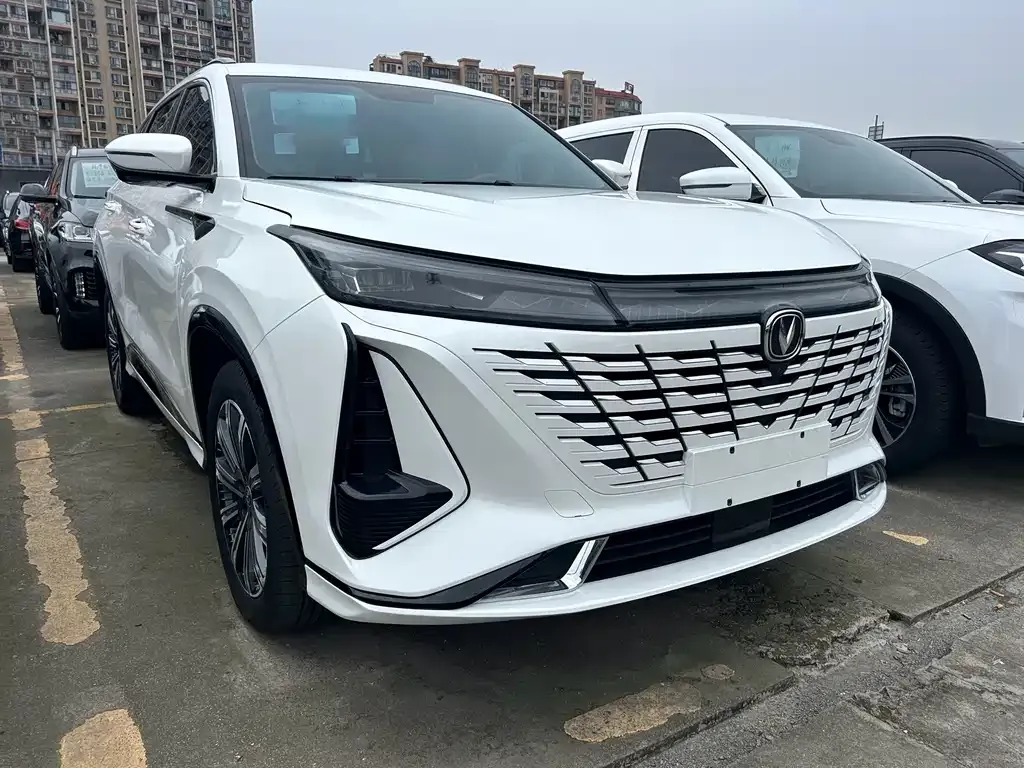 Changan CS75PLUS — фото 2