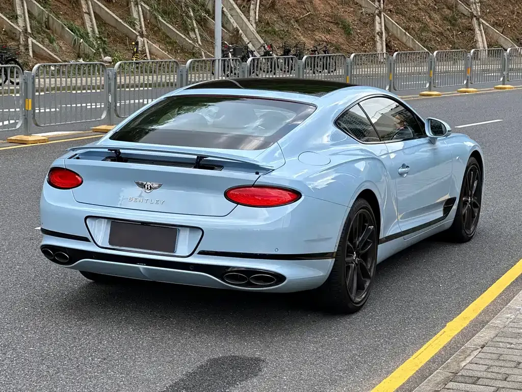Bentley Continental — фото 9