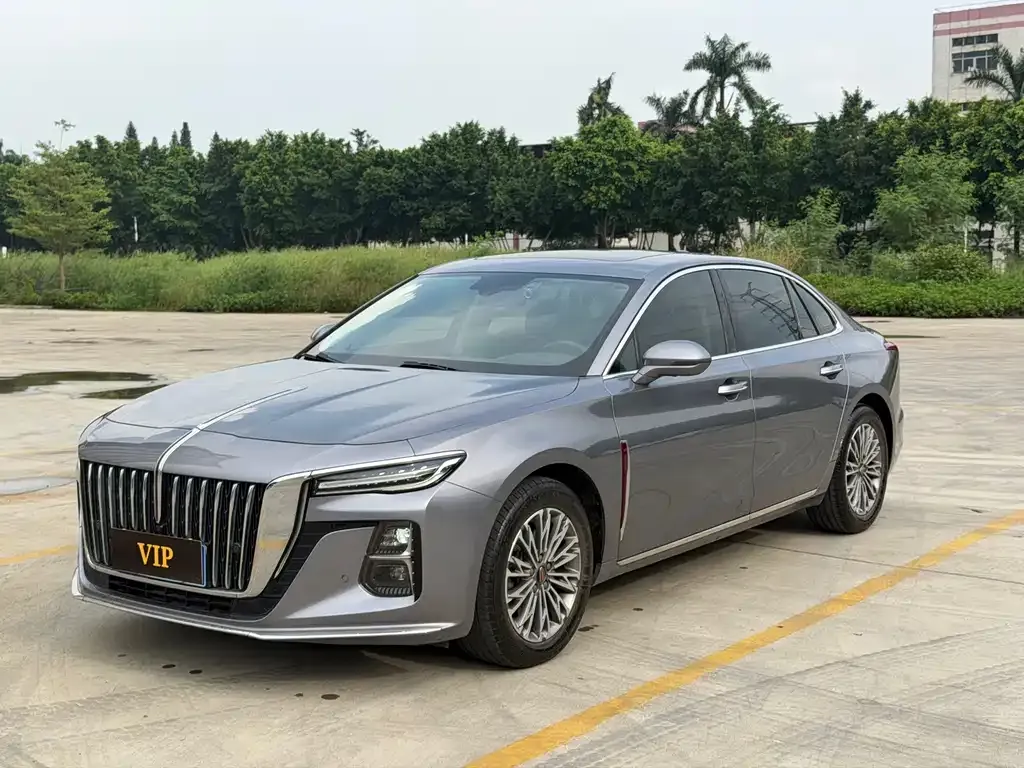 Hongqi H5 — фото 1
