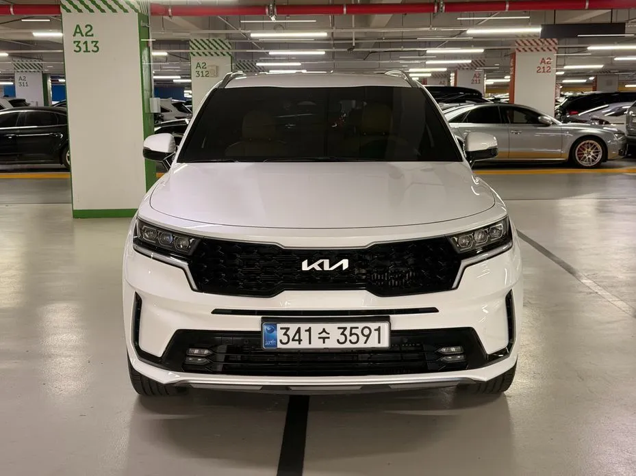 Kia Sorento — фото 8