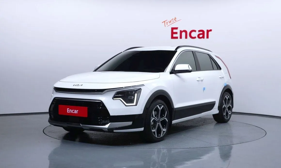 Kia Niro — фото 1