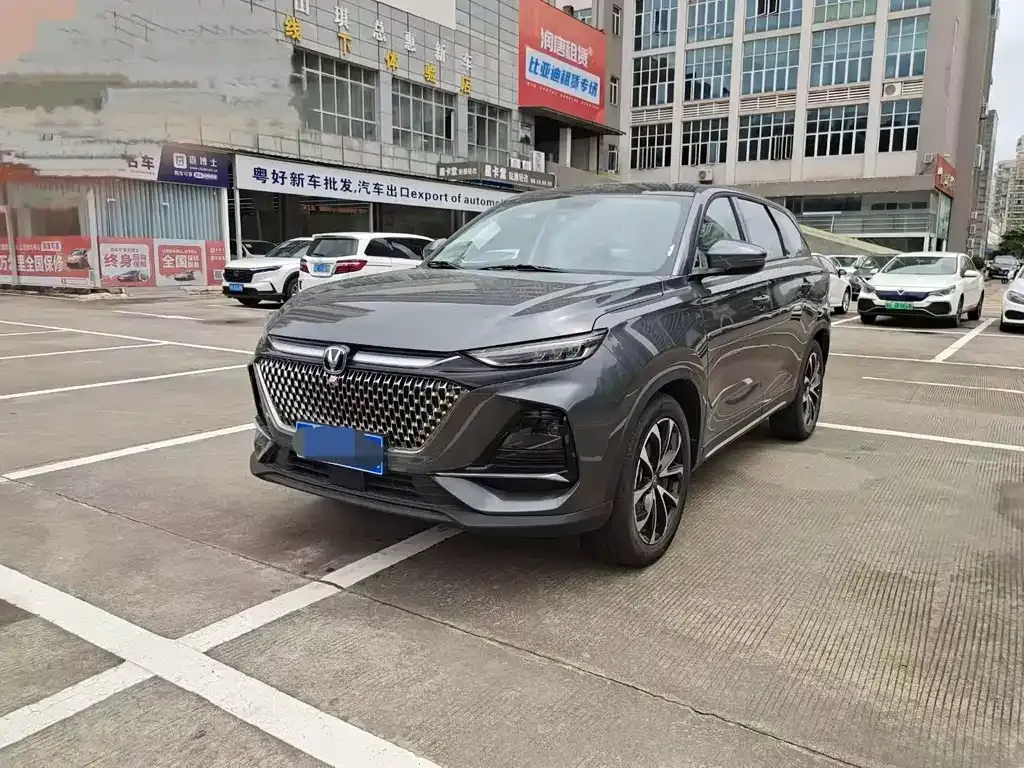 Changan X7 PLUS — фото 1