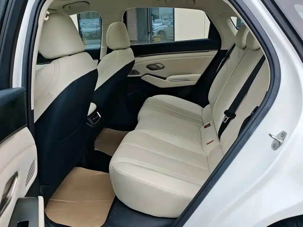 BYD Qin L — фото 4