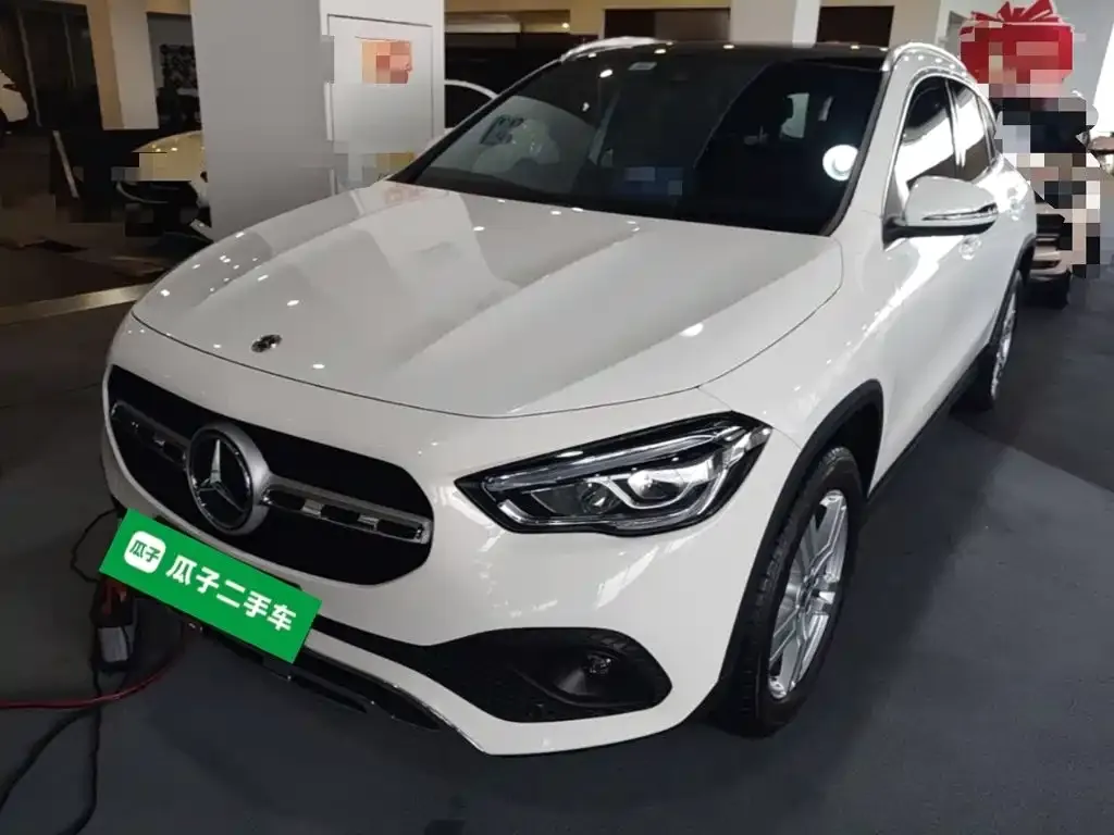 Mercedes-Benz GLA — фото 1