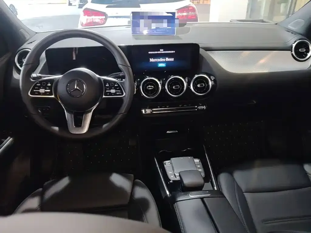 Mercedes-Benz GLA — фото 4
