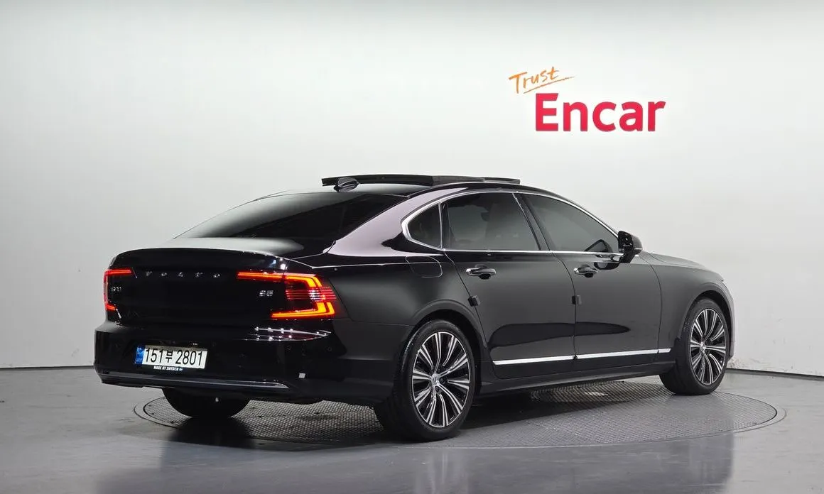 Volvo S90 — фото 4