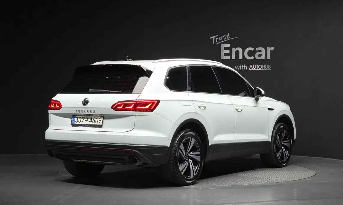 Volkswagen Touareg — фото 3