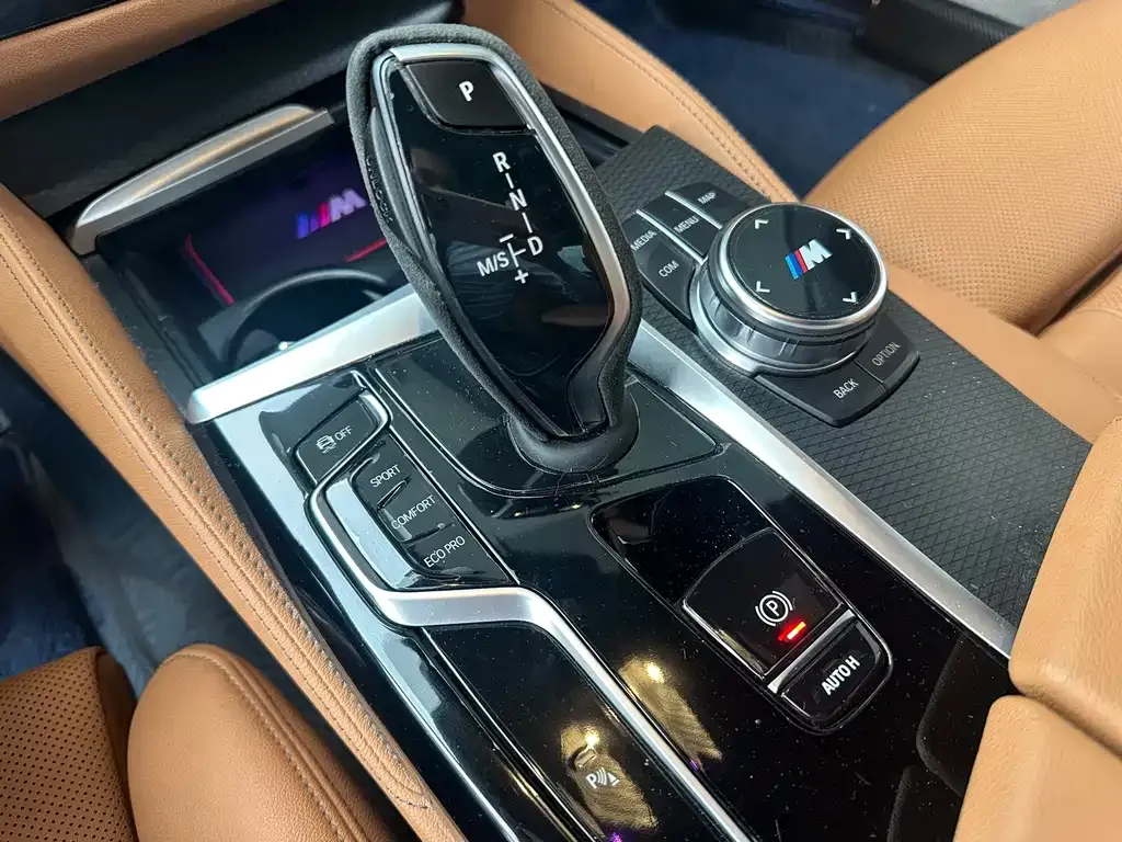 BMW 5 Series (Import) — фото 5