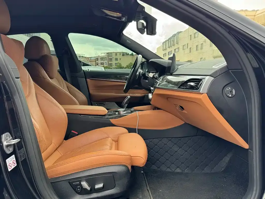 BMW 6 Series GT — фото 2