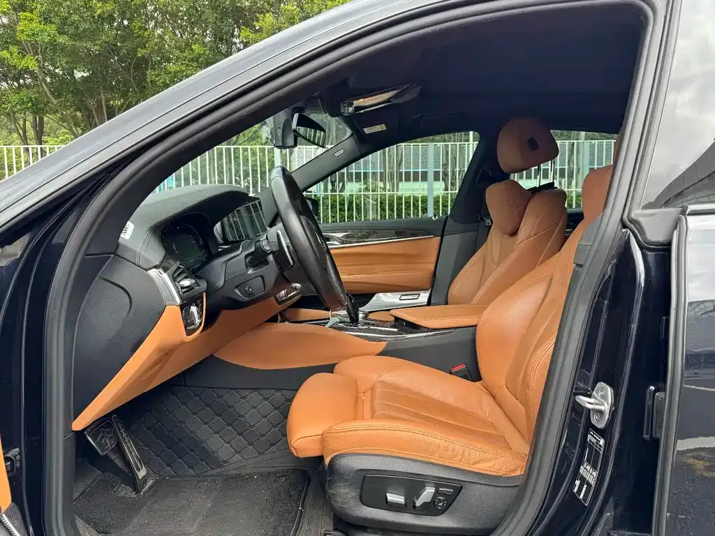 BMW 6 Series GT — фото 9