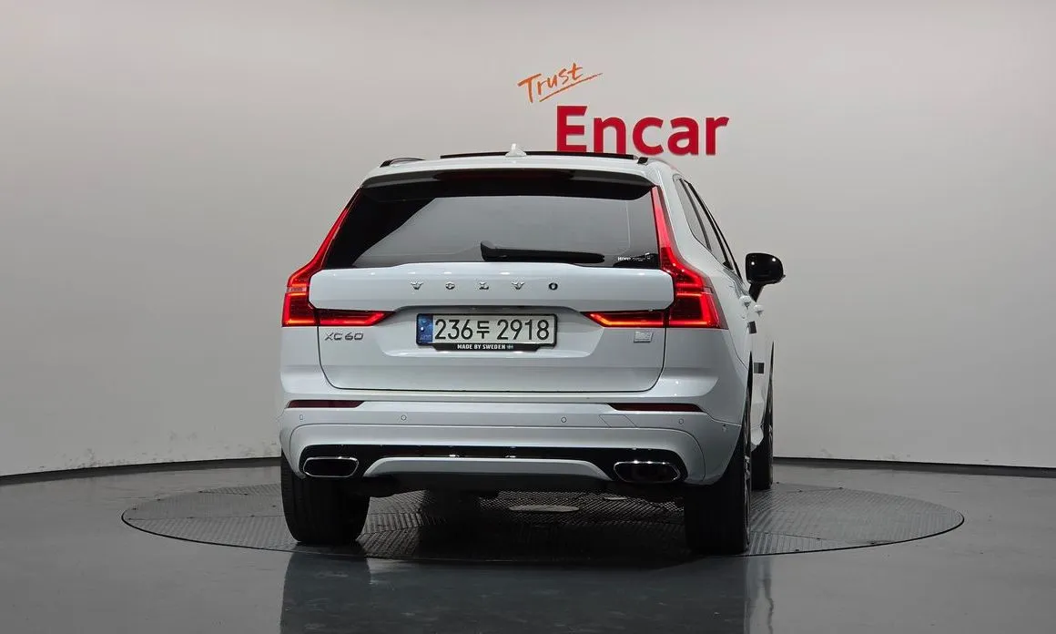 Volvo XC60 — фото 4