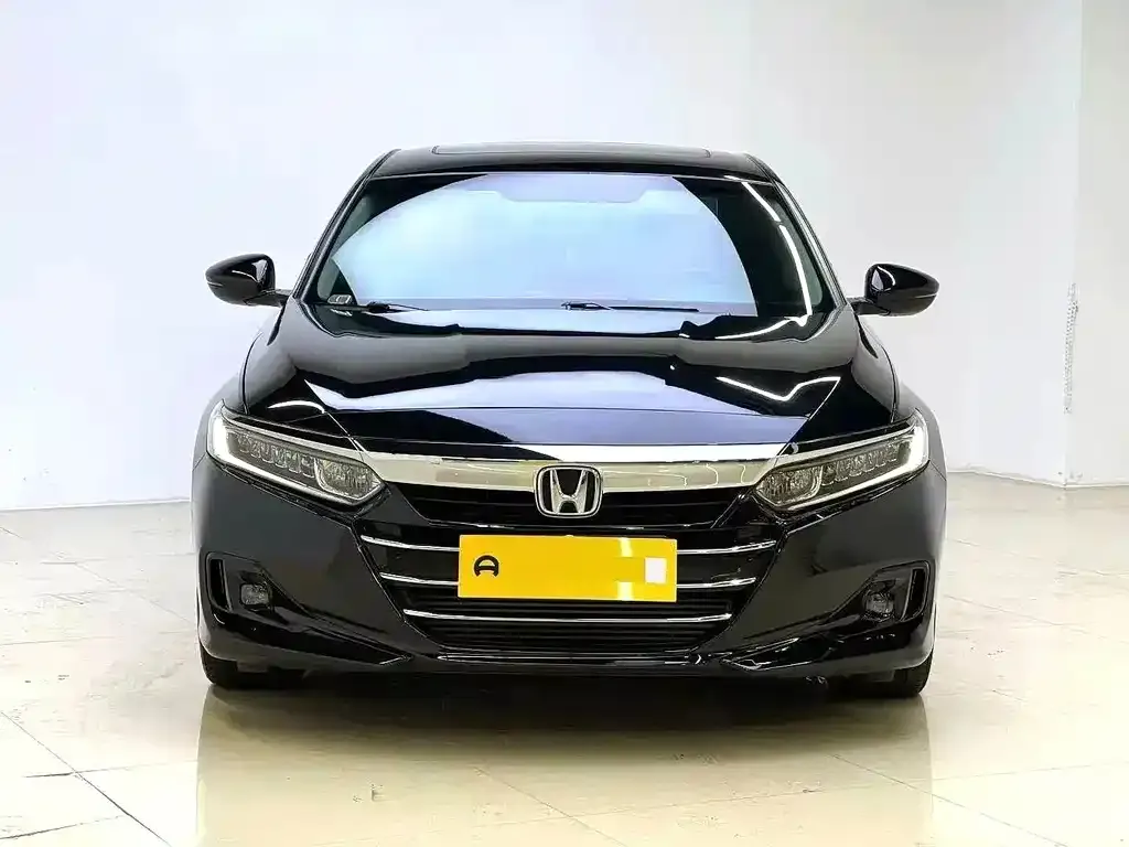 Honda Accord — фото 7
