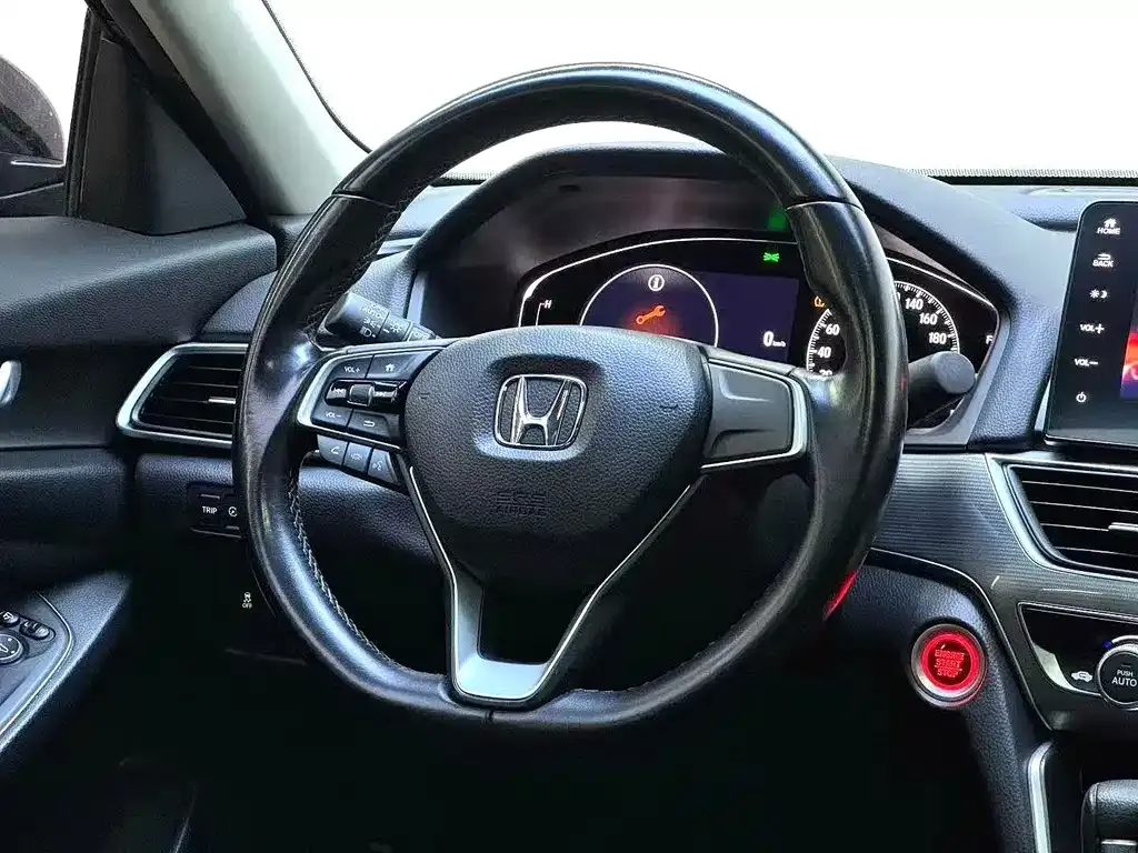 Honda Accord — фото 8