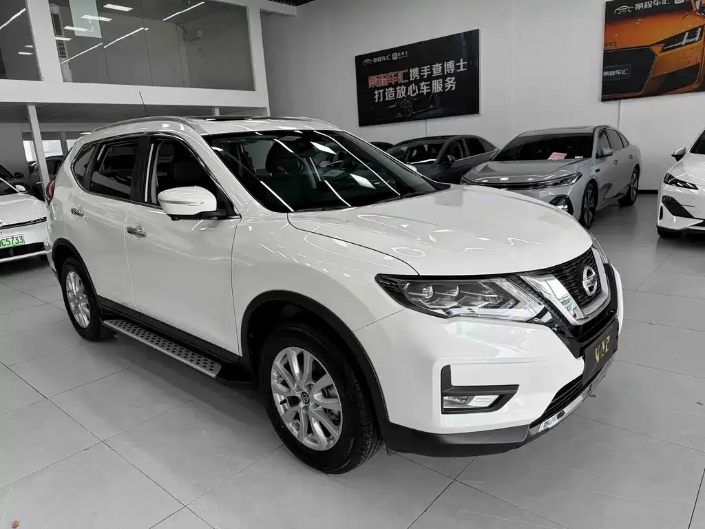 Nissan X-Trail — фото 8
