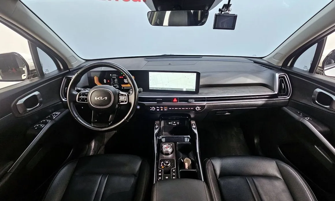 Kia Sorento — фото 8