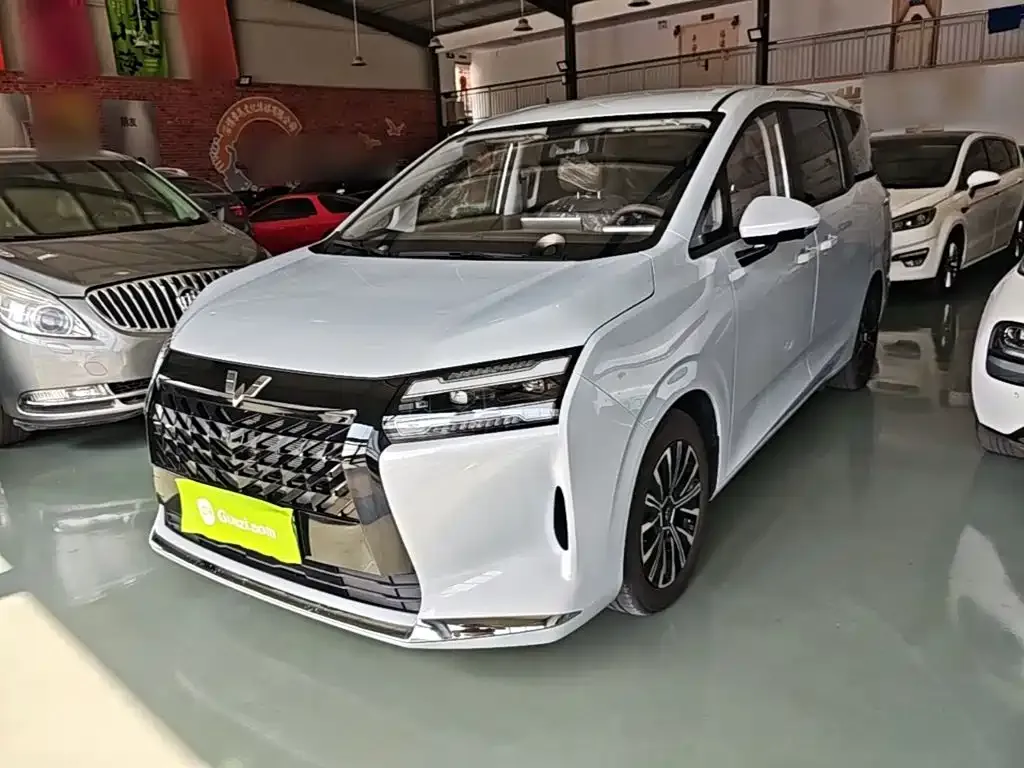 Wuling Starlight 730 New Energy — фото 4