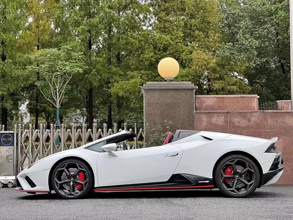Lamborghini Huracan — фото 10