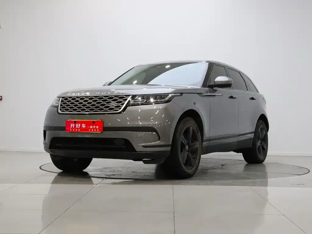 Land Rover Velar — фото 1