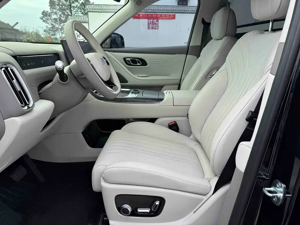Geely Galaxy M9 — фото 3