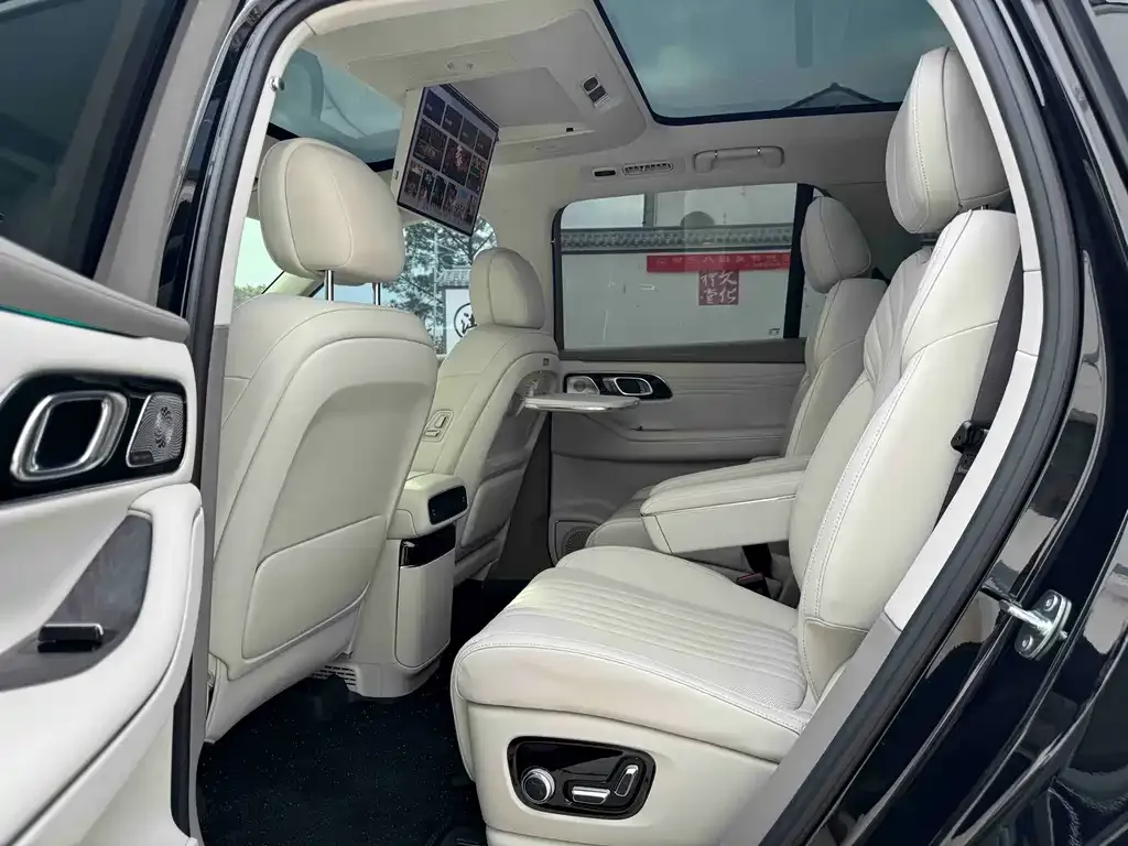 Geely Galaxy M9 — фото 2