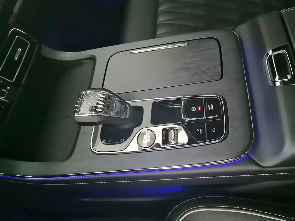 GAC Motor Trumpchi GS8 — фото 4