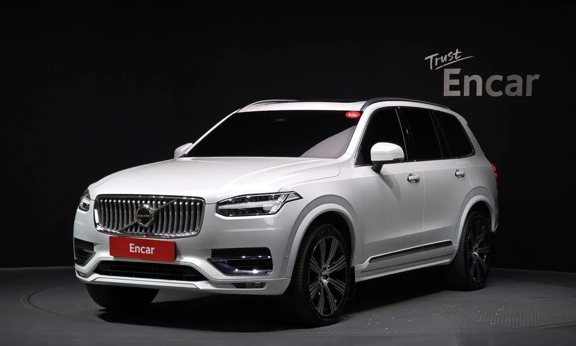 Volvo XC90 — фото 1