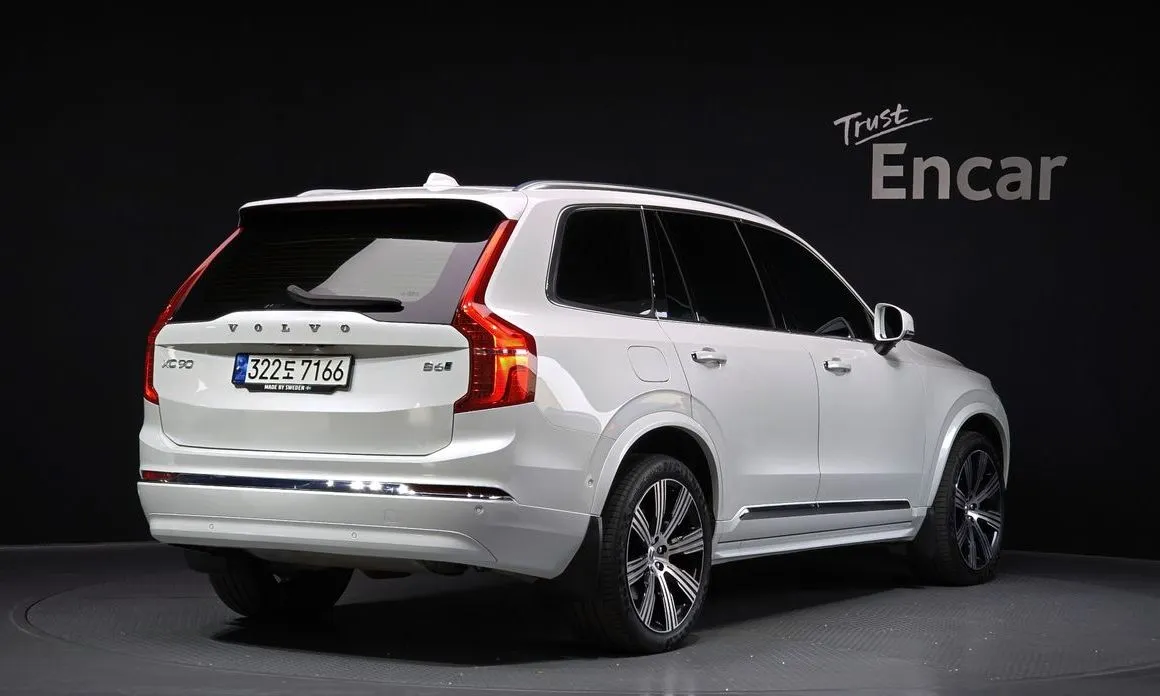 Volvo XC90 — фото 4