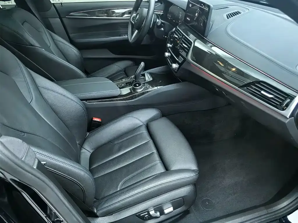 BMW 6 Series GT — фото 9