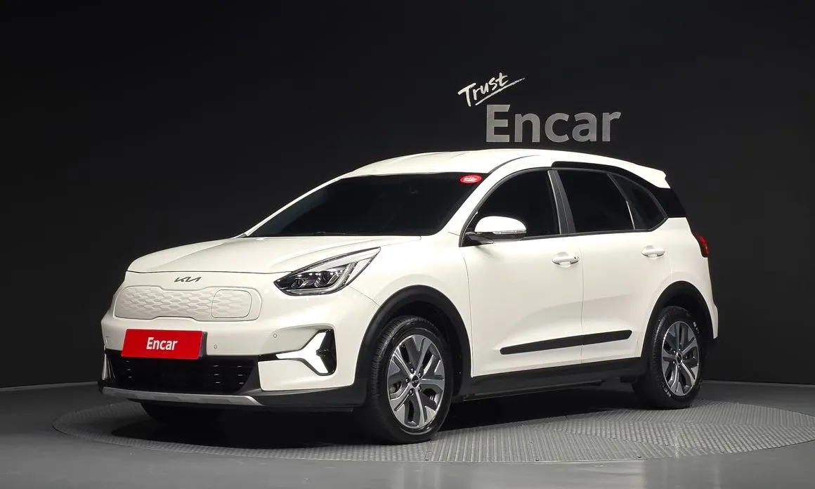 Kia Niro — фото 1