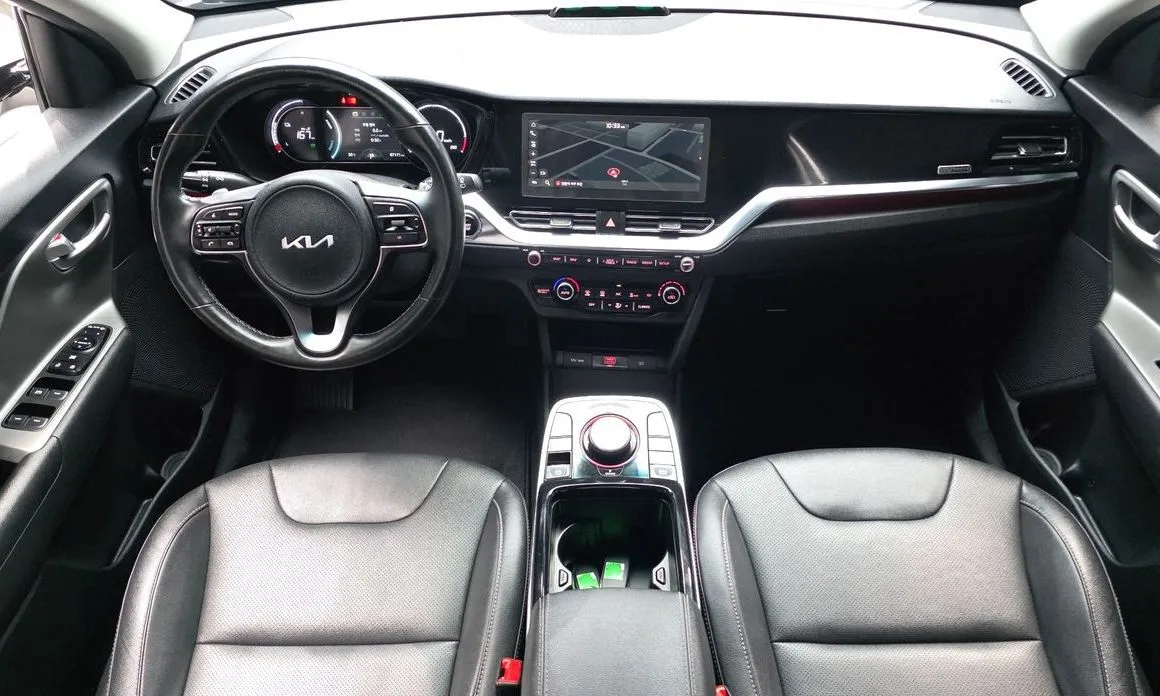 Kia Niro — фото 8