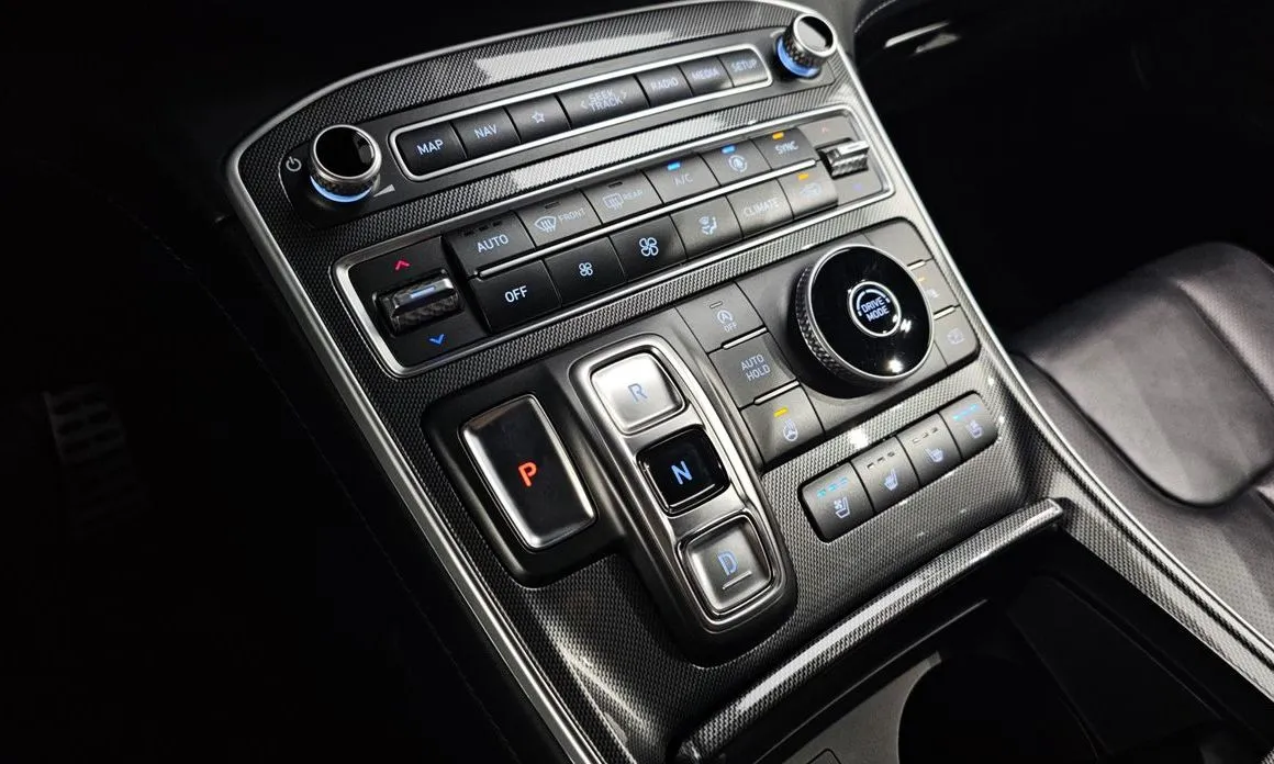 Hyundai Santafe — фото 6