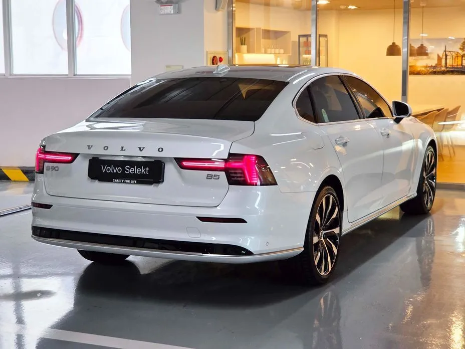 Volvo S90 — фото 3