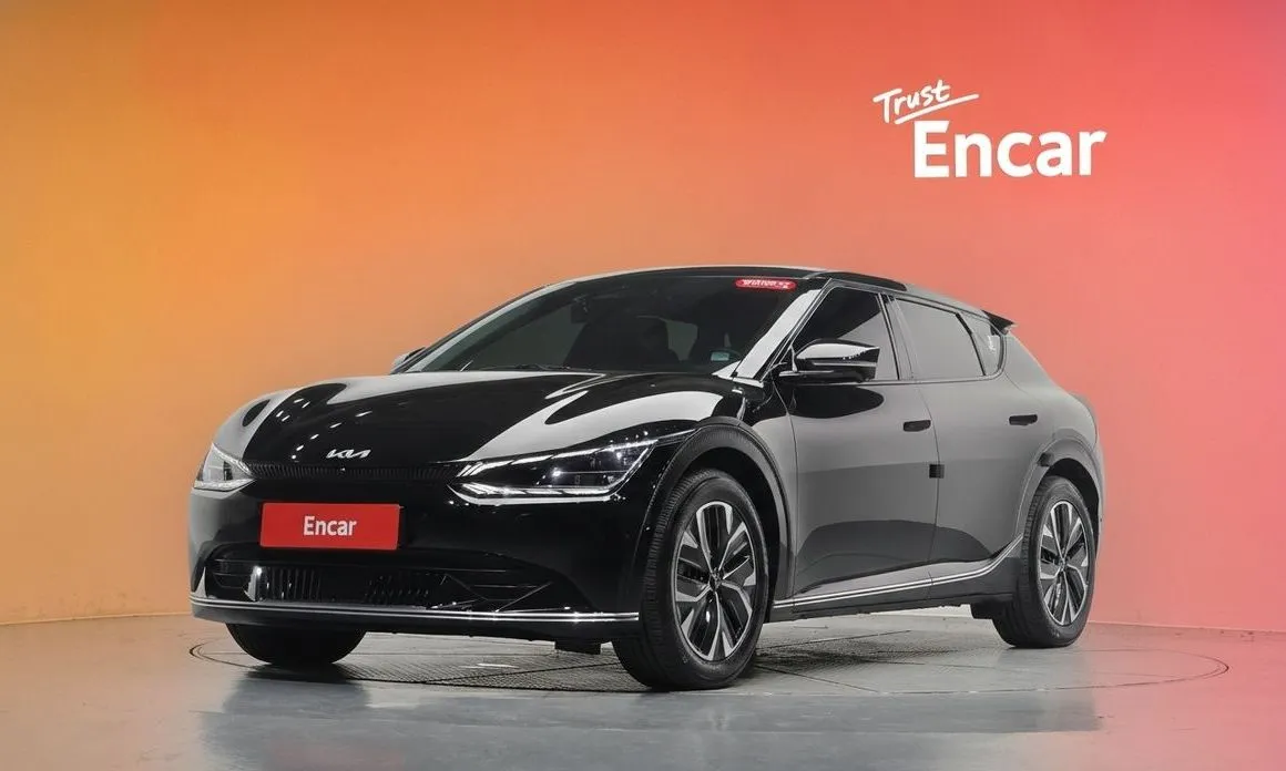 Kia EV6 — фото 1