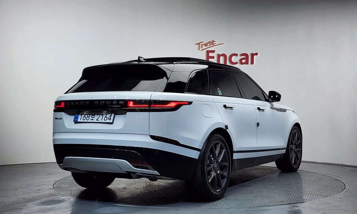 Land Rover Range Rover Velar — фото 9
