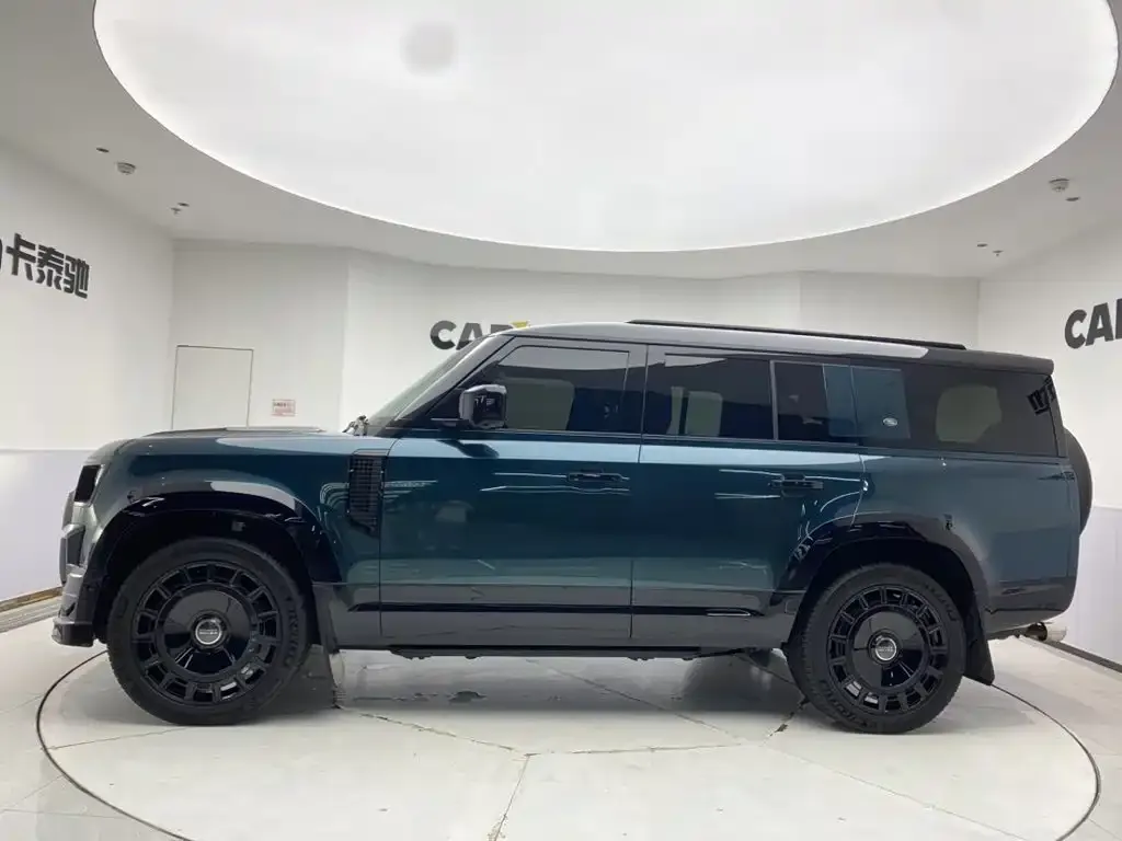 Land Rover Defender — фото 4
