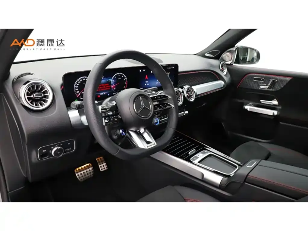 Mercedes-Benz GLB AMG — фото 9
