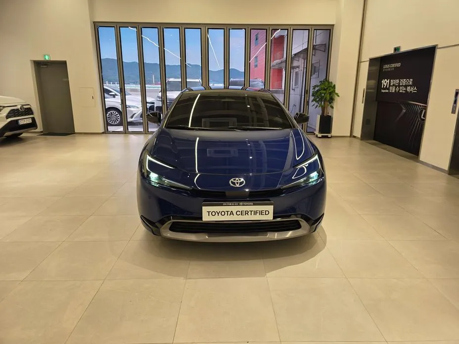 Toyota Prius — фото 10