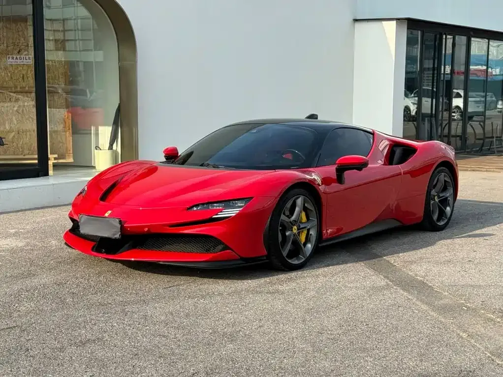 Ferrari SF90 — фото 1