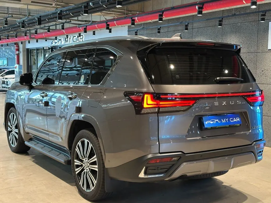 Lexus LX — фото 5