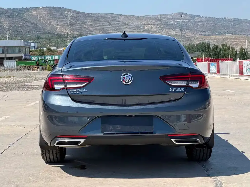 Buick Regal — фото 8