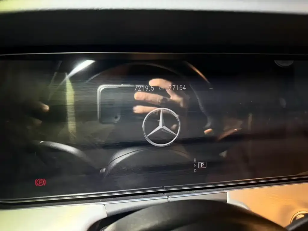 Mercedes-Benz E-Class (Import) — фото 2