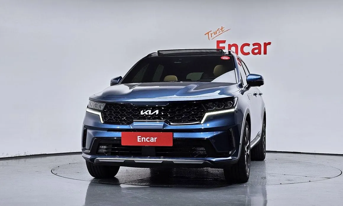 Kia Sorento — фото 7