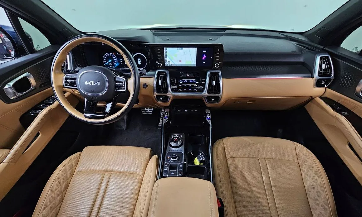 Kia Sorento — фото 8